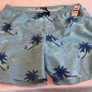 Swim Trunks Men XXL, Quick Dry, 7” inseam NWT…
